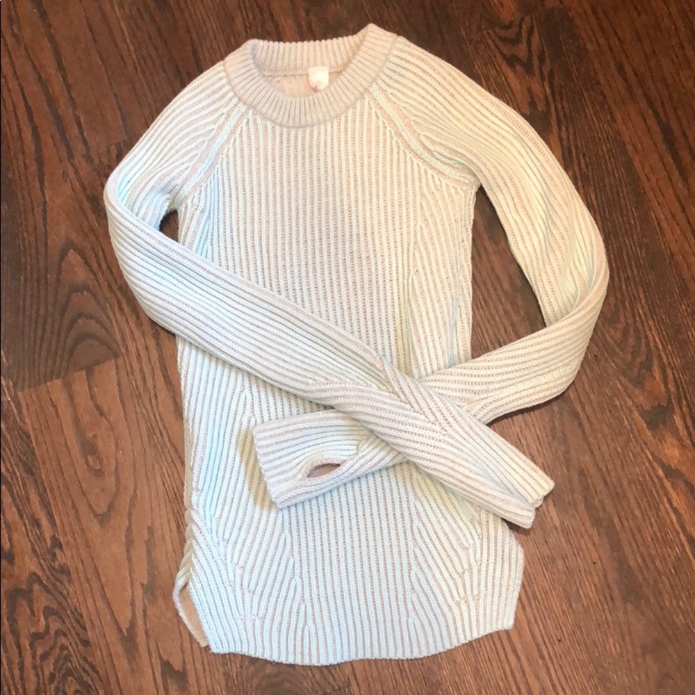 Ivivva blue&grey sweater